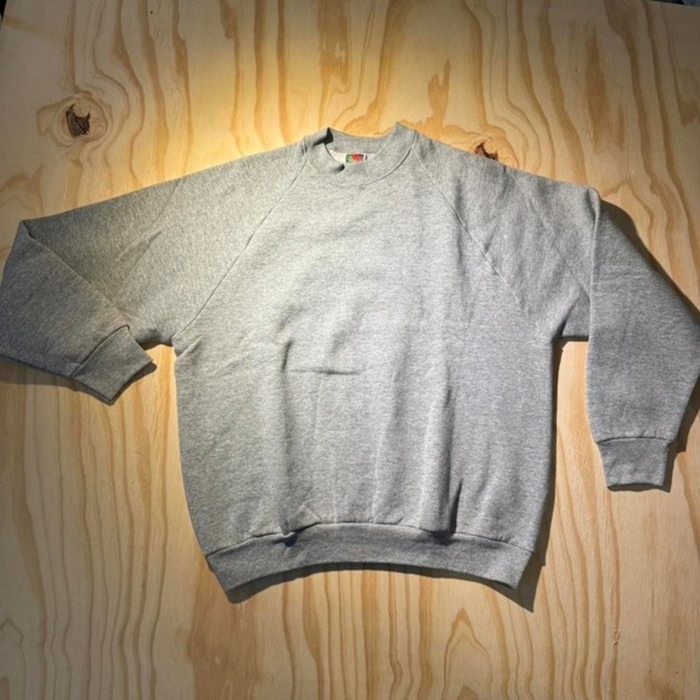 Vintage crewneck
